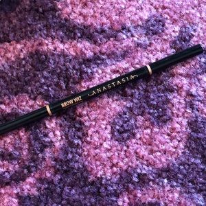Anastasia brow wiz medium brown